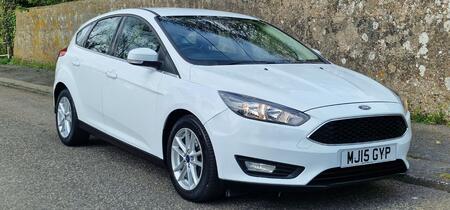 FORD FOCUS 1.0 T EcoBoost Zetec