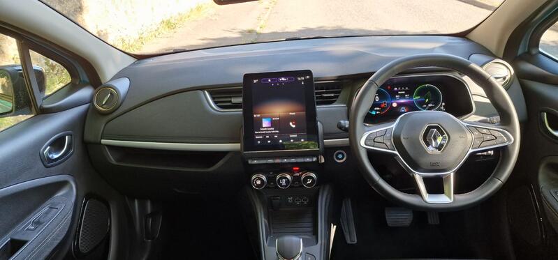 RENAULT ZOE