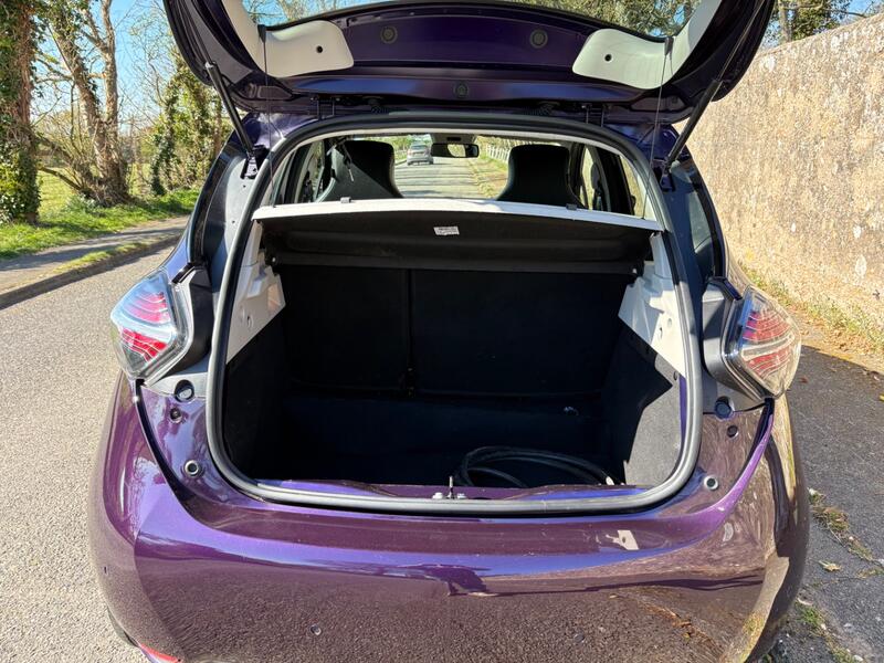 RENAULT ZOE