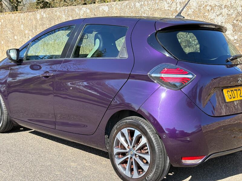 RENAULT ZOE