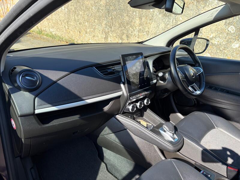 RENAULT ZOE