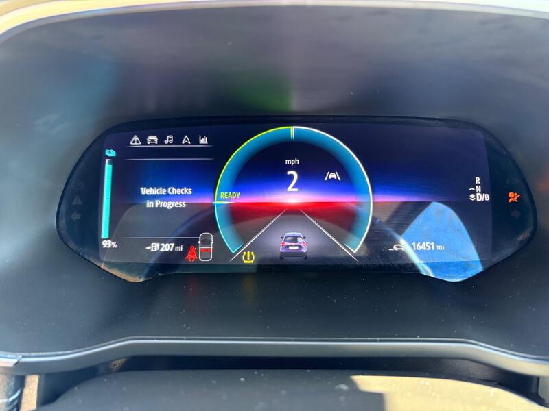 RENAULT ZOE