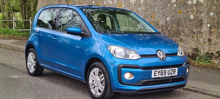 VOLKSWAGEN UP HIGH UP TSI