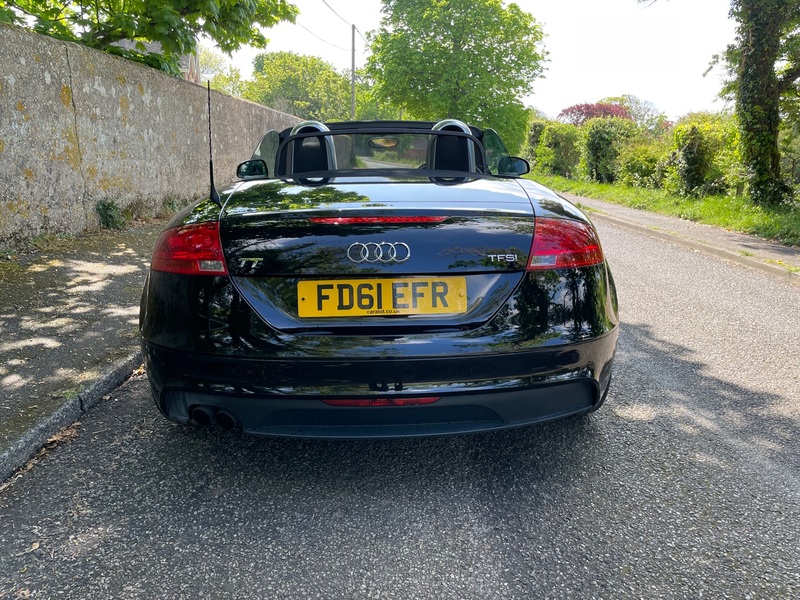 AUDI TT