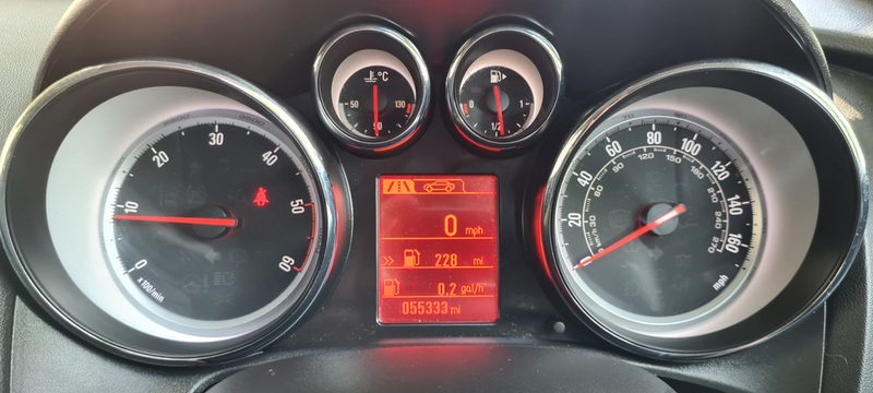 VAUXHALL ASTRA