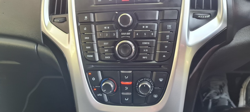 VAUXHALL ASTRA
