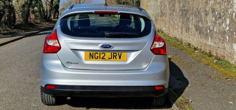 FORD FOCUS