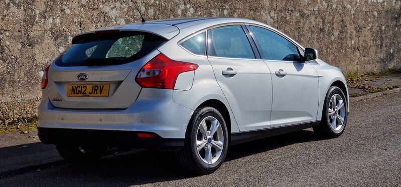 FORD FOCUS