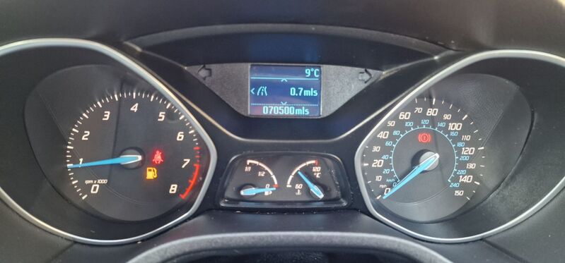 FORD FOCUS