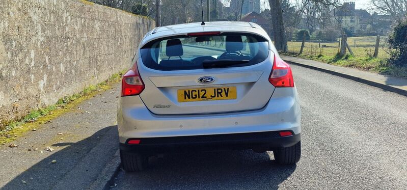 FORD FOCUS