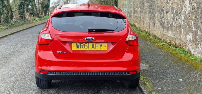 FORD FOCUS