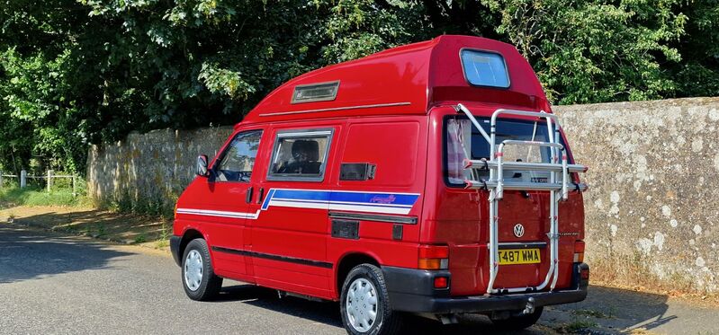 VOLKSWAGEN TRANSPORTER