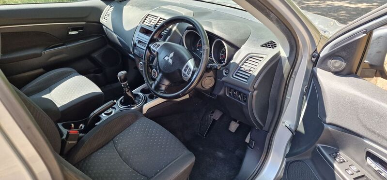 MITSUBISHI ASX