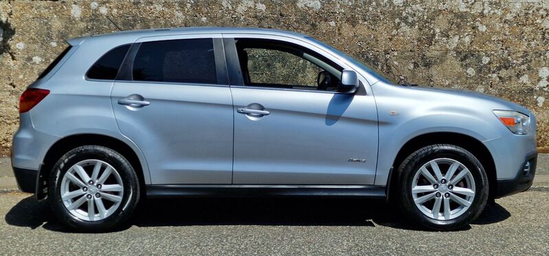 MITSUBISHI ASX