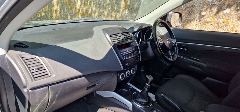MITSUBISHI ASX
